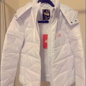 Peak women down jacket sizes 2XL 175/96A. brand new